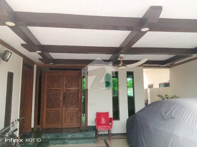 10 Marla Owner Build Used House For Sale In Phase 8 DHA LAHORE