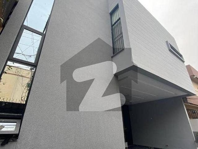 10 Marla Owner Build Solid Construction Brand New Type 3 Story House For Sale In Johar Town Phase 1