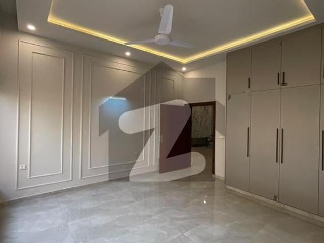 10 Marla Park Facing Brand New Designer House Available For Sale just 2 Mnt Drive From the Main Gate! Bahria Enclave Sector C1