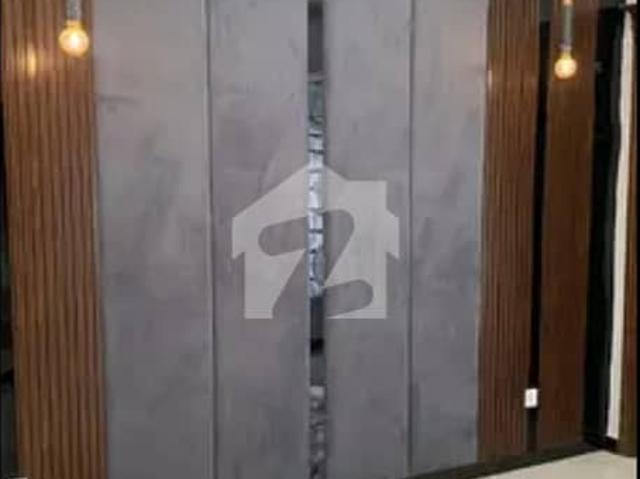 10 marla portion for rent in paragon city lahore