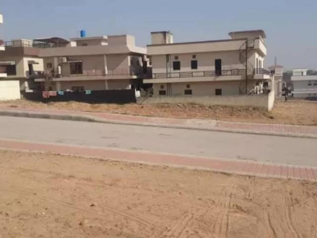 10 Marla Possession Paid, Street L 35, Phase 8 Rawalpindi Bahria Town Rawalpindi ID 28041