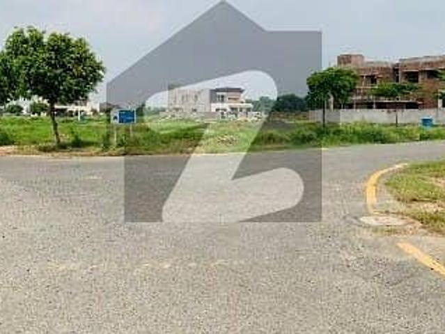 10 Marla Possession Plot In Phase 7 Block Overseas Enclave Surrounding Houses