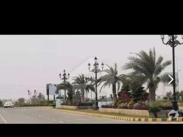 10 Marla plot on 100Ft Road in khayaban e Amin Lahore Khayaban e Amin ID 24477