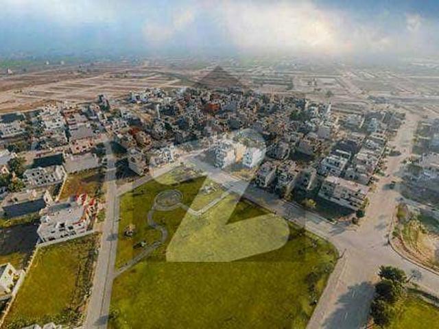 10 Marla Plot Available For Sale