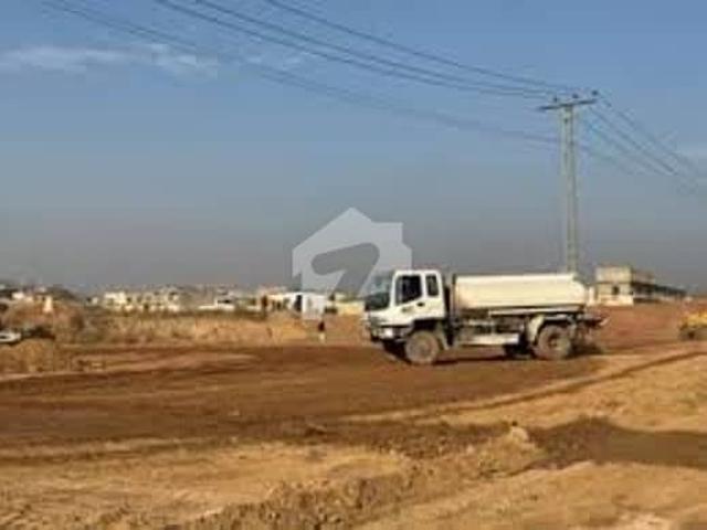 10 Marla Plot Available For Sale In F 14 /1