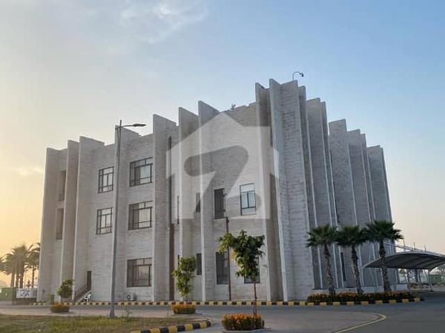 10 marla plot available for Sale in Royal Palm city Gujranwala