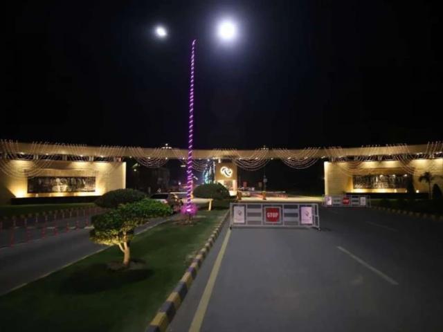 10 Marla Plot Avalable In Lahore On Easy 10% Booking Islamabad G 11 ID 69200