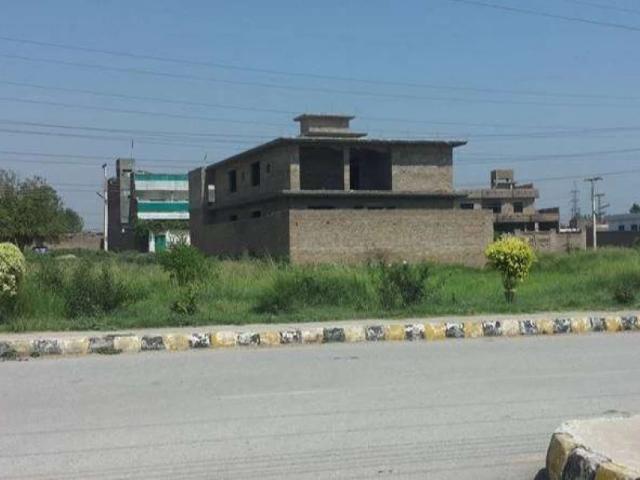 10 marla plot armey weilfear turst kohat road peshawar id 06365