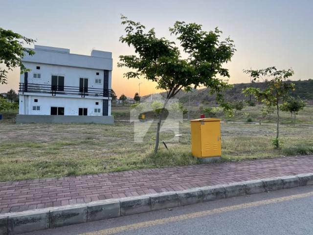 10 Marla Plot for Sale Near to Main Gate Bahria Enclave Sector C 2