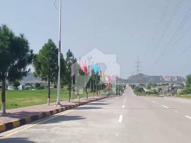 10 Marla Plot for Sale C Block, B 17 Islamabad