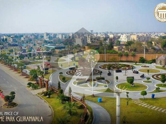 10 Marla plot for sale GG block