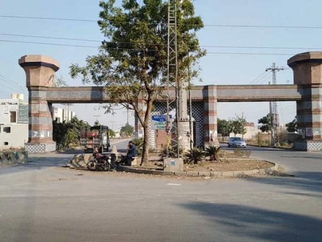 10 Marla Plot For Sale In Jubilee Town Lahore 60 Feet Road lahore jubilee town id 83360