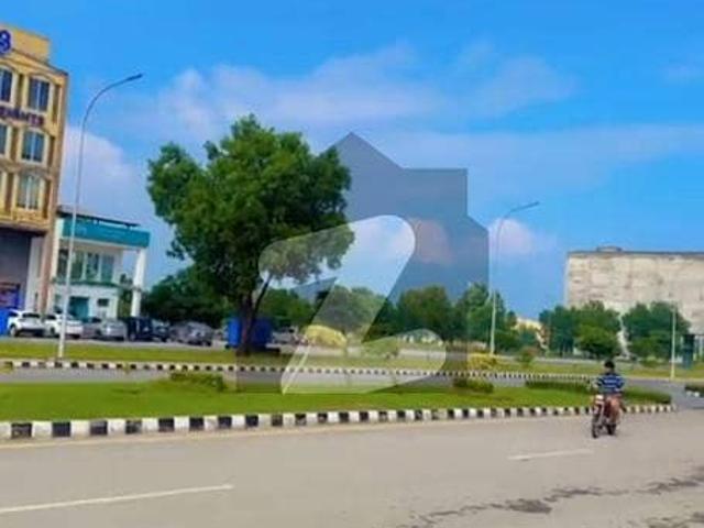 10 Marla Plot In Lake City M3 Extension | Prime Location | Hot Deal