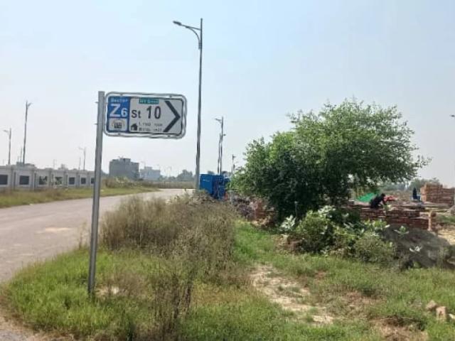 10 marla plot in 600 numbering z 4 block dha phase 8 ivy green block lahore dha defence id 91958