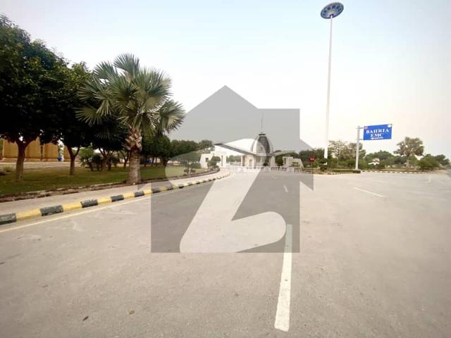 Hot Location 8 Marla Plot Is Available For Sale