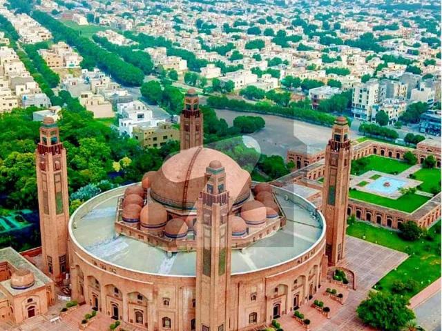10 Marla Prime Location Plot For Sale In Central Block Bahria Orchard Lahore Perfect For Dream Home
