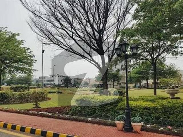 10 Marla Resident Plot Available For Sale In Phase 1