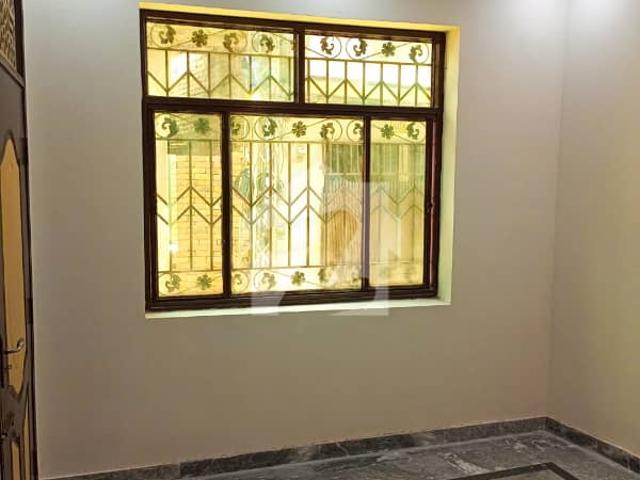 10 Marla Residential Corner Plot In Lane 6 Near Peshawar Road