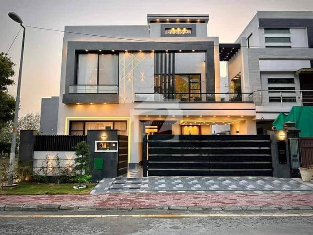 10 Marla Residential House For Sale In Tulip Block, Nearby Commercial Market, School, Mosque And Health Care Canter