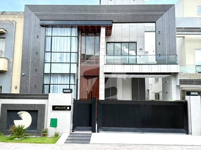 10 Marla Residential House For Sale In Gulbahar Block, Nearby Commercial Market, School, Mosuqe And Health Care Canter