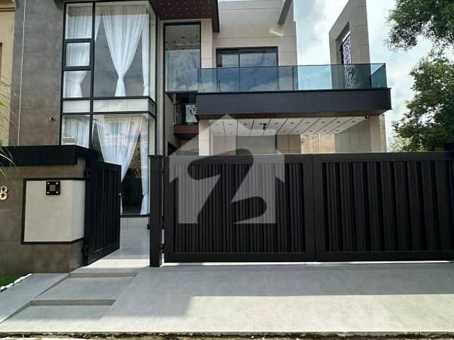 10 Marla Residential House For Sale In Hussain Block, Nearby Commercial Market, School, Mosuqe and Health Care Canter