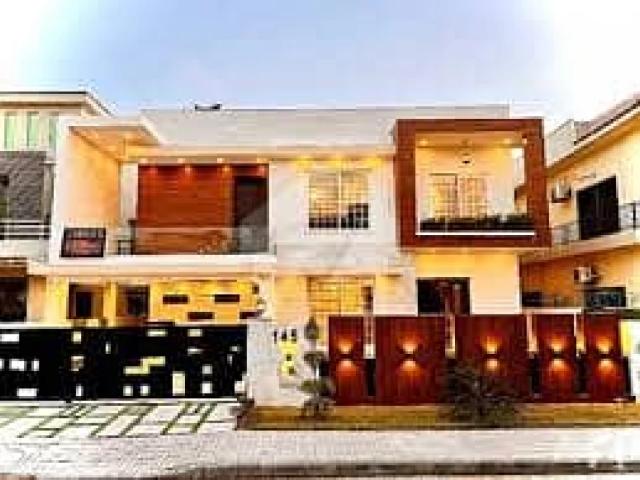 10 Marla Residential House for Sale In Jasmine Block Sector C Bahira T Lahore Golf View Residencia ID 79224