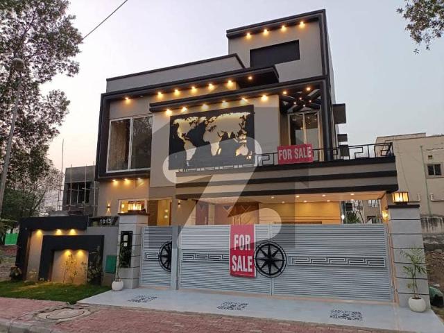 10 Marla Residential House For Sale In Overseas B Block, Nearby Commercial Market, School, Mosque and Health Care Center