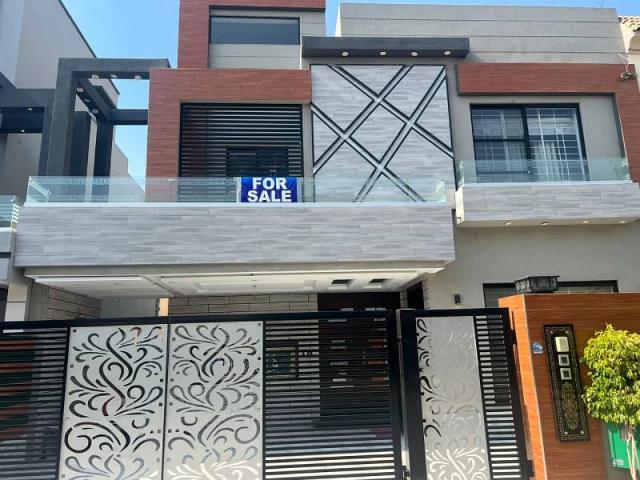 10 Marla Residential LDA Approved House for Sale In Sector C Bahria To Lahore Bahria Town ID 81149