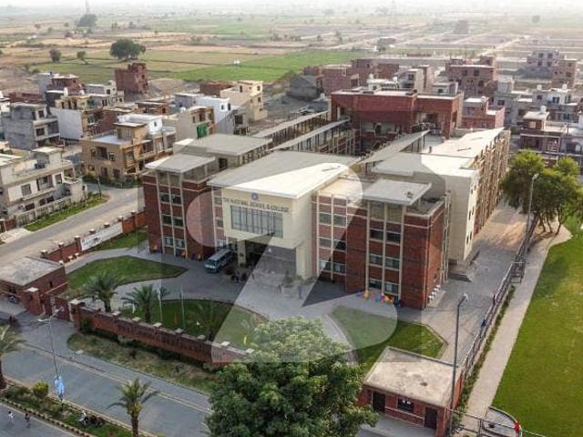 10 Marla Residential Possession Plot At Hot Location In Park View City Lahore | For Discounted Price And Original Pictures Download The App Signature Lands