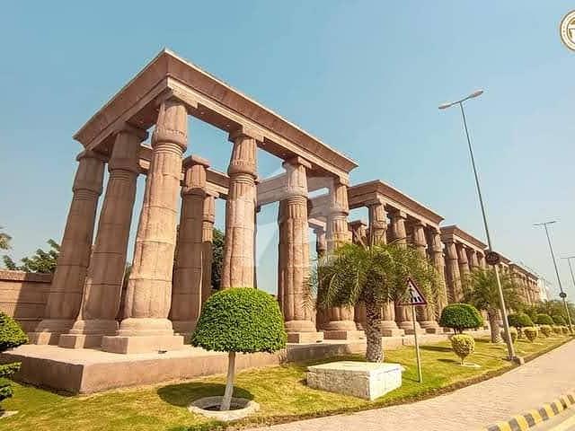 10 Marla Residential Plot Near Park And Mosque
