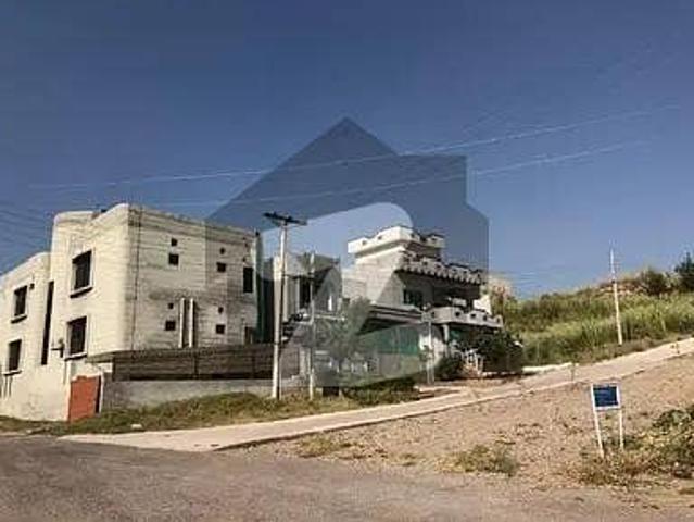 10 Marla Residential Plot Available For Sale