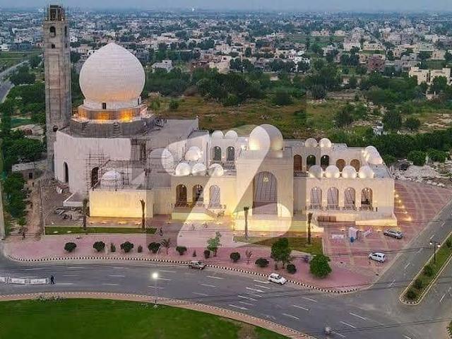 10 Marla Residential Plot Available for Sale in Lake City Lahore