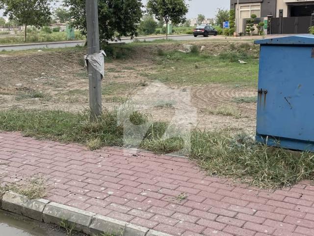 10 Marla residential plot for Sale in ghazi block excellent investment options | walking distance from winterland and cinegold plex