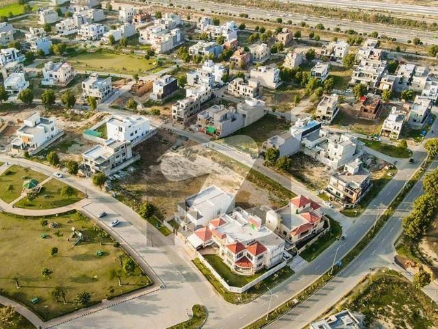 10 Marla Residential Plot For Sale In Lake City Lahore