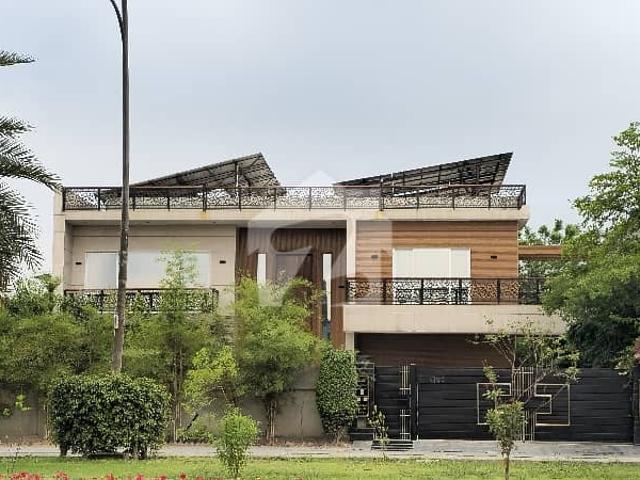 10 Marla Residential Plot in the Heart of Commercial Hub Behind 150ft Boulevard with All Utilities Khayaban e Amin