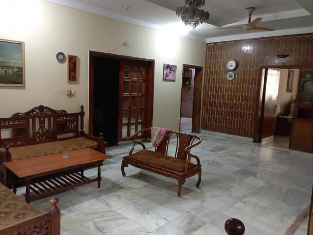 10 marla solid house near to canal road gulberg Lahore Gulberg ID 83009