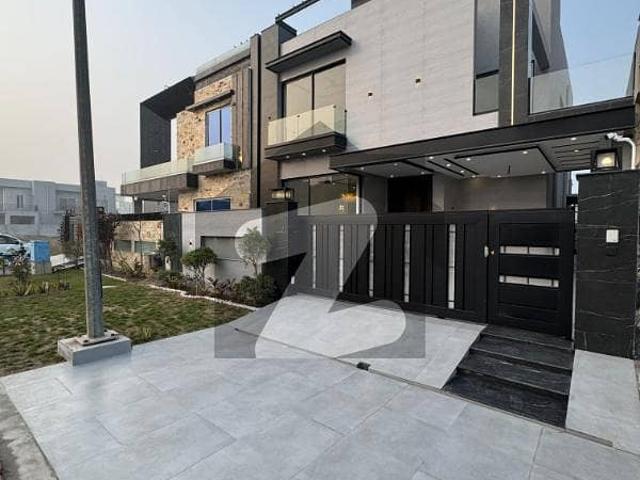 10 Marla Solidly Built House for Sale in Y Block, DHA Phase 7
