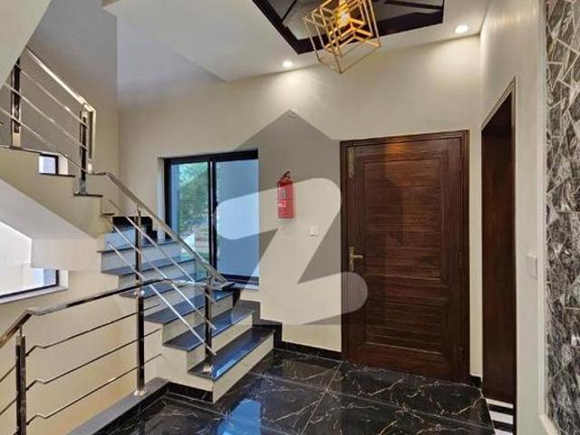 10 Marla Slightly Used Like New House For Sale In Tauheed Block Sector E Bahria Town Lahore Bahria Town Sector F