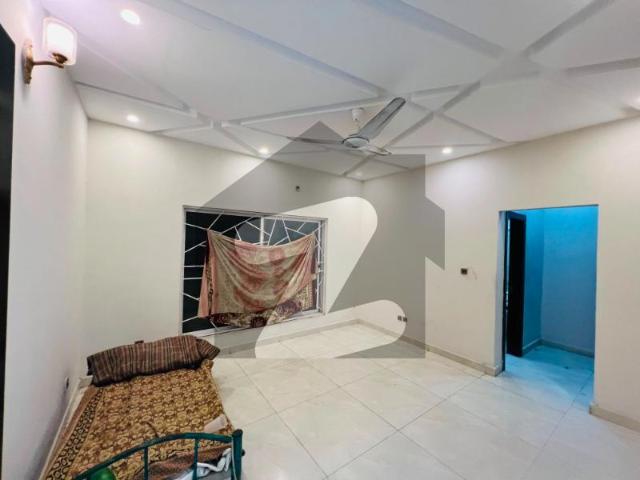 10 Marla Slightly Used | 3 Side Open | With Extra Land For Lawn Street Corner House Bahria Town Phase 8, Rawalpindi Bahria Town Phase 8 Block B