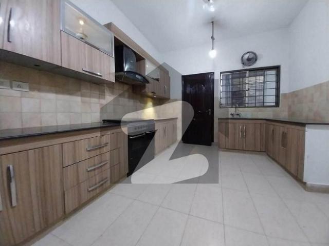10 Marla Spacious 3 Bedroom Apartment is Available for Rent in Askari 11 Sector B Lahore cantt. Askari 11 Sector B