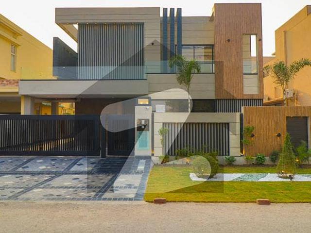 10 Marla Spacious House in DHA Phase 8 EX AIR AVENUE With Orignal Photos For Rent
