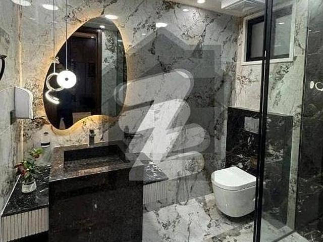 10 Marla Spacious House Is Available In Bahria Town Sector C For Rent