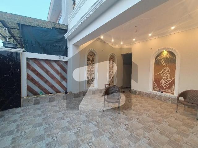 10 Marla Spanish House Facing Park 40 Feet Road For Sale In Jubilee Town