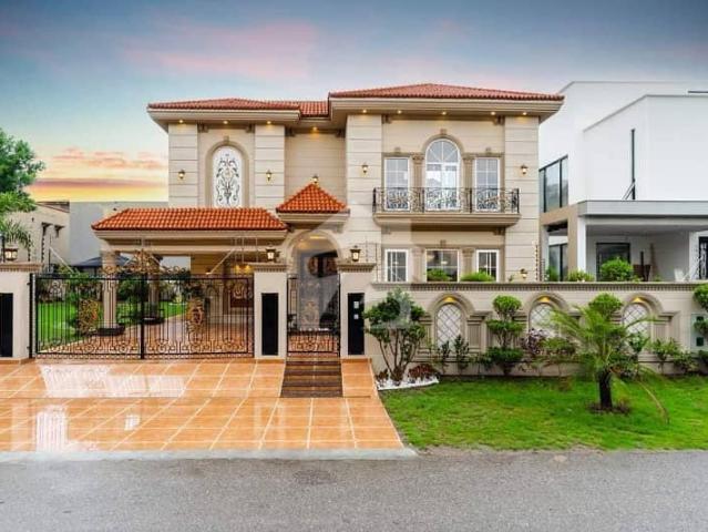 10 Marla Spanish Luxury House for Sale in DHA Phase 6 Lahore