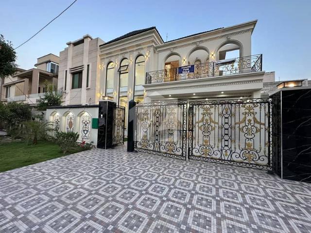 10 marla spanish style house for sale at bahria town prime location