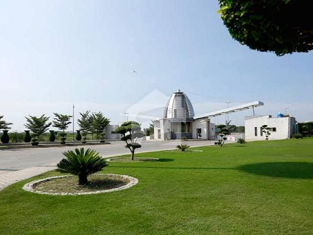 10 marla super hot location plot for sale in tauheed block