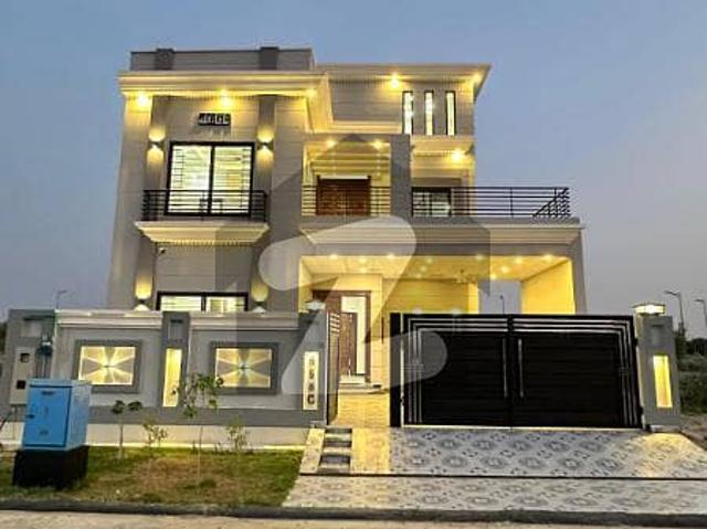 10 Marla Super Luxury House For Sale