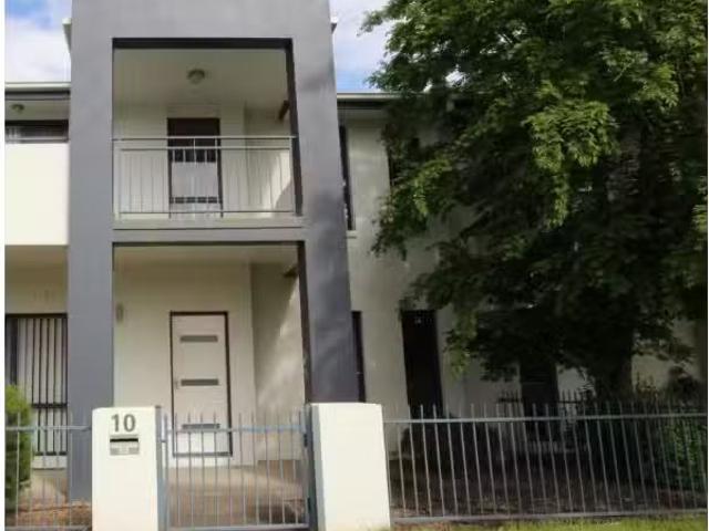 10 Mawby Street, GUNGAHLIN House for rent Listed by George Ro.