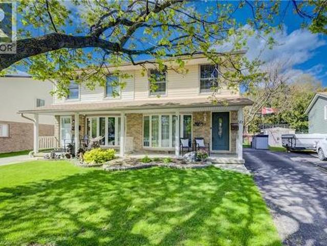 10 Meadow Woods Crescent, Kitchener, ON, N2N 1S5 house for sale | Listing ID 40828 | Royal LePage