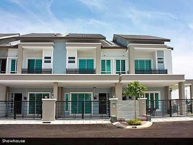 10 Minute To Airport 24x80 4R4B 2 Storey House Salak Tinggi